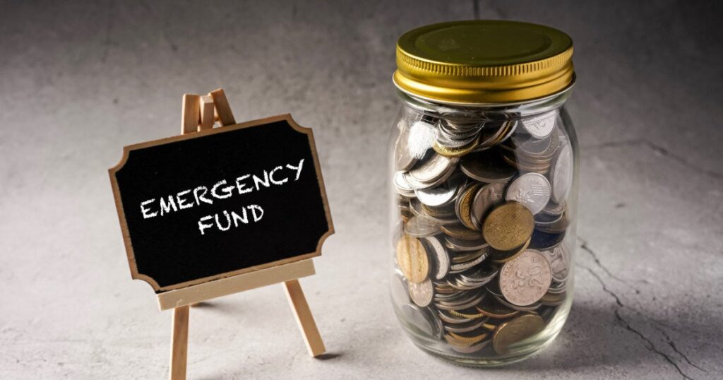 Saving Systems, Emergency Funds, and Protecting Cash from Financial Shocks